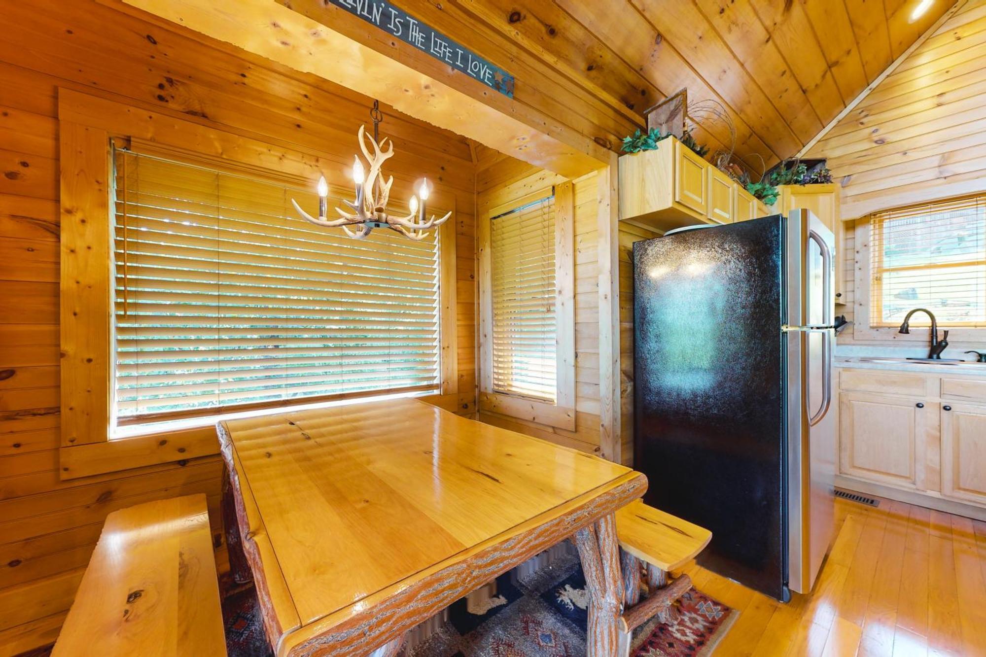 Little Black Bear Retreat Pigeon Forge Ngoại thất bức ảnh